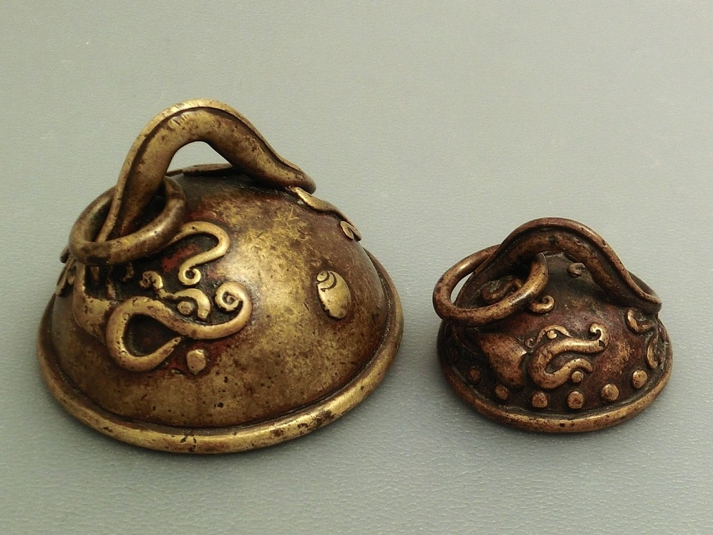 Amaryu (ashtray) Netsuke